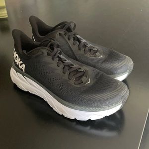 Hoka Clifton 7 Running Shoes